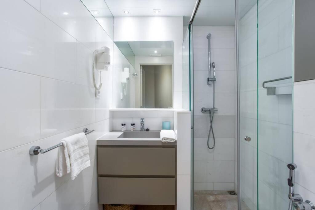 Kronos On The Beach Suite 4 Barcelona Exterior foto